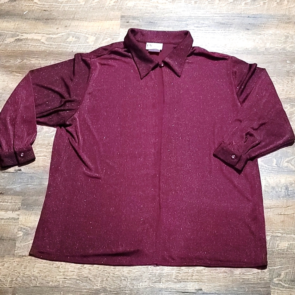 Gently loved blouse-throw purple w/ sparkles size 20w made by P.V. Sport Canada